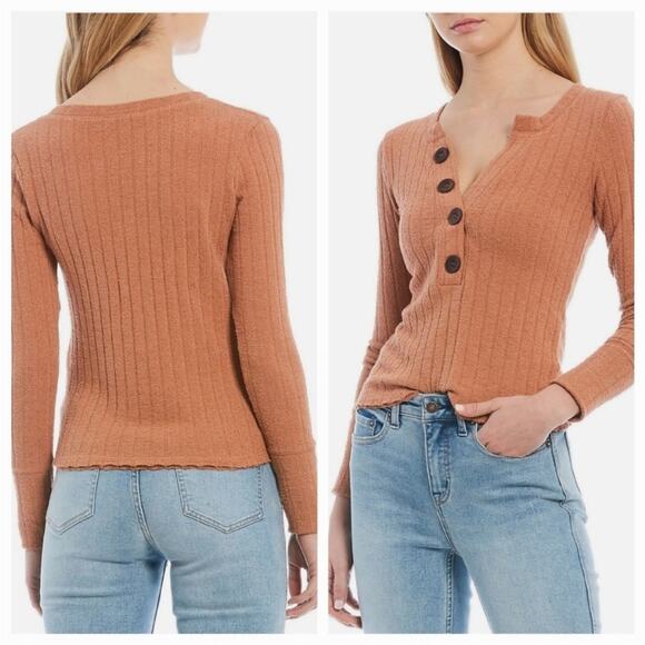 NEW We the Free Oliver Boucle Ribbed Long sleeve Henley in Clay, XS, MSRP $58 - Picture 1 of 12